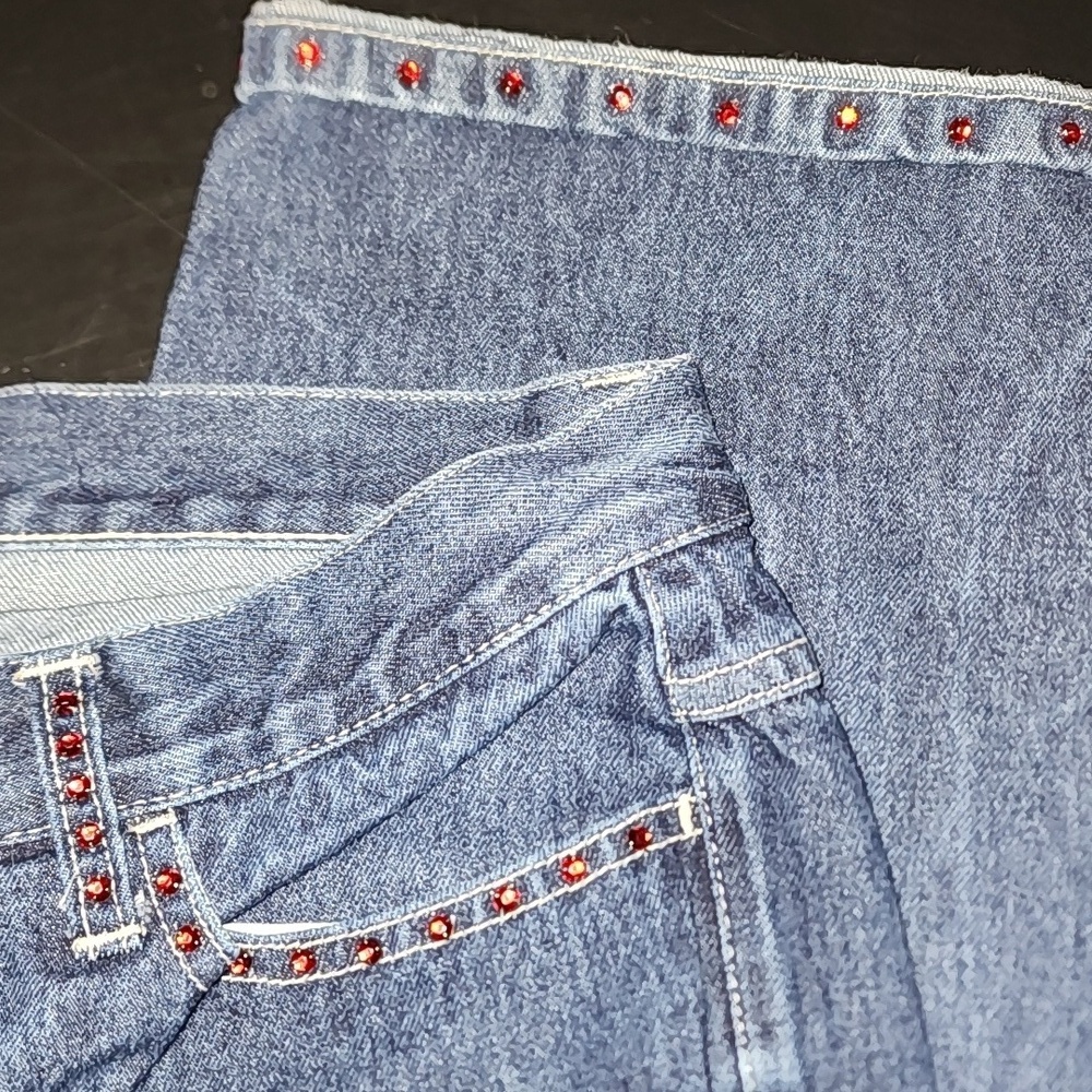 Venezia Jeans w/red rhinestone embellishments Sz 14 Ankle Jeans - Picture 3 of 8